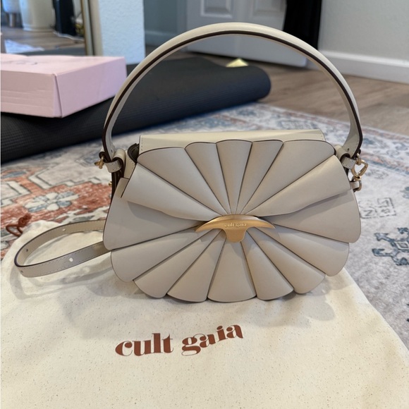 Cult Gaia Janine Handbag - Picture 1 of 9